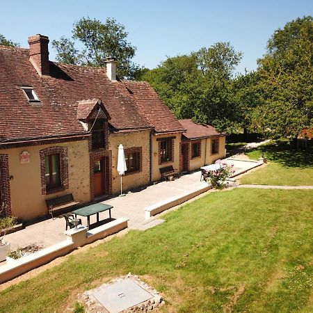 Les Gites De La Maison Lierue Thiron-Gardais Экстерьер фото
